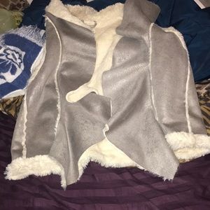 Kids Fur Sleeveless Jacket